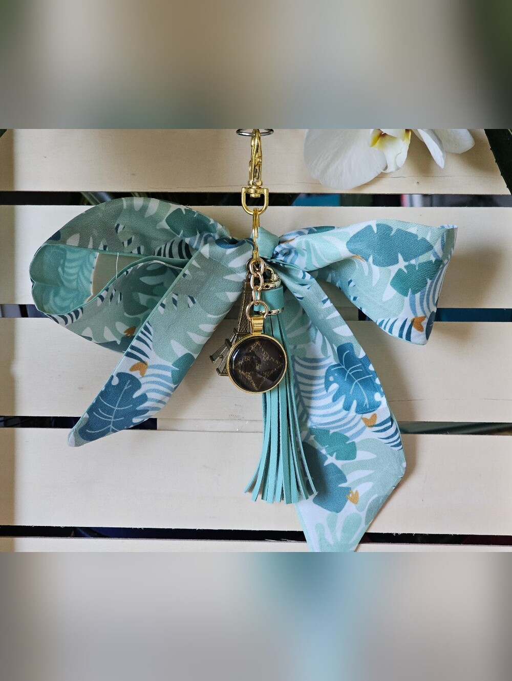 Louis Vuitton Piece in Pendant on Keychain w/Twilly & Charms